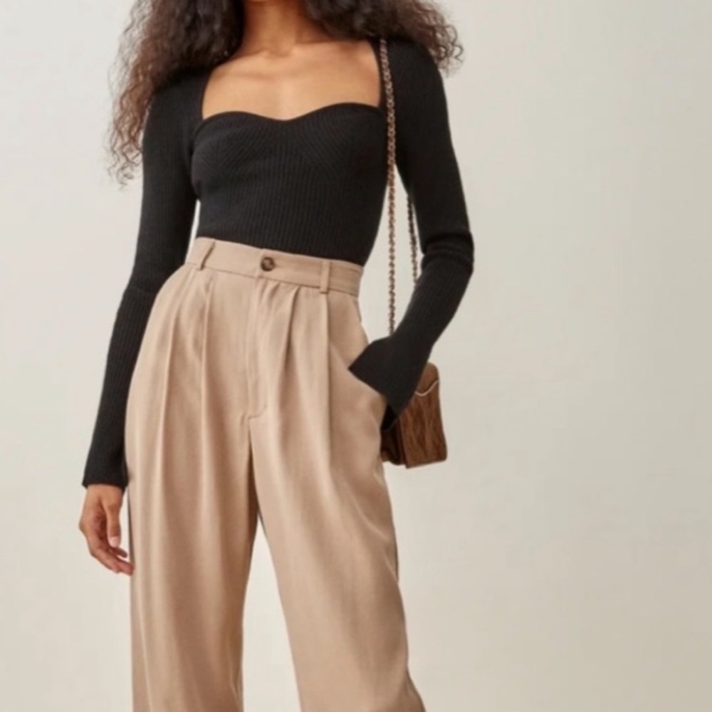 Reformation Glenna sweater in black